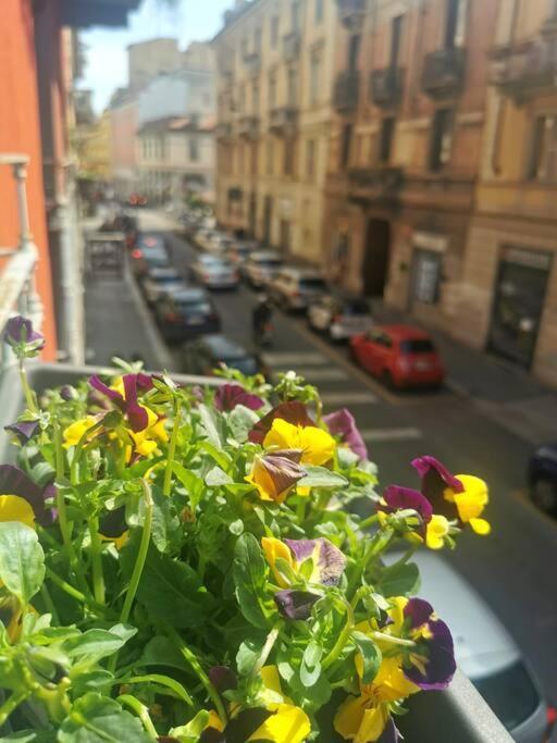 Appartement Mini Sarpi à Milan Extérieur photo